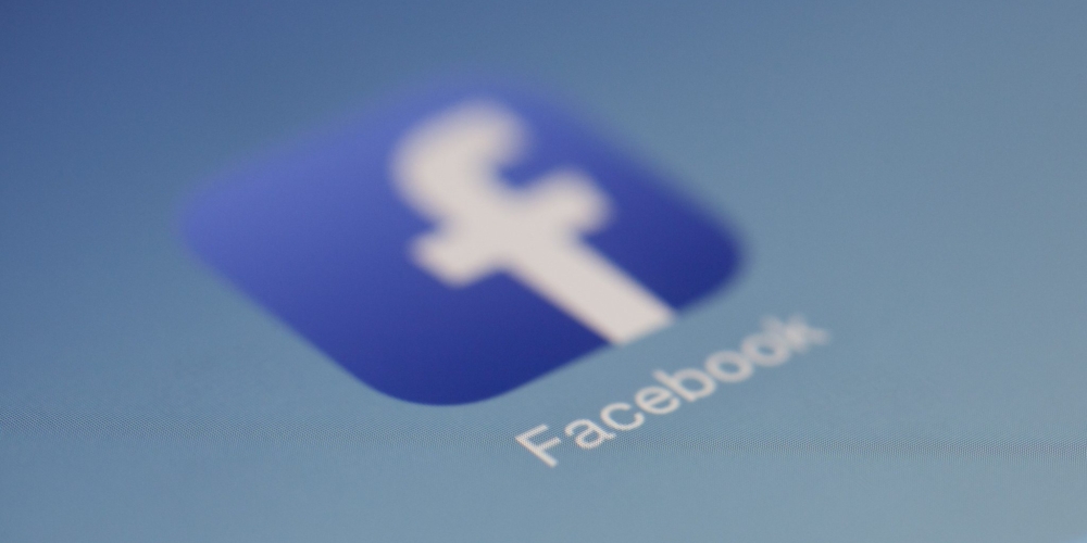 Facebook chce usunąć z naszych tablic wpisy z polajkowanych przez nas Fanpage?