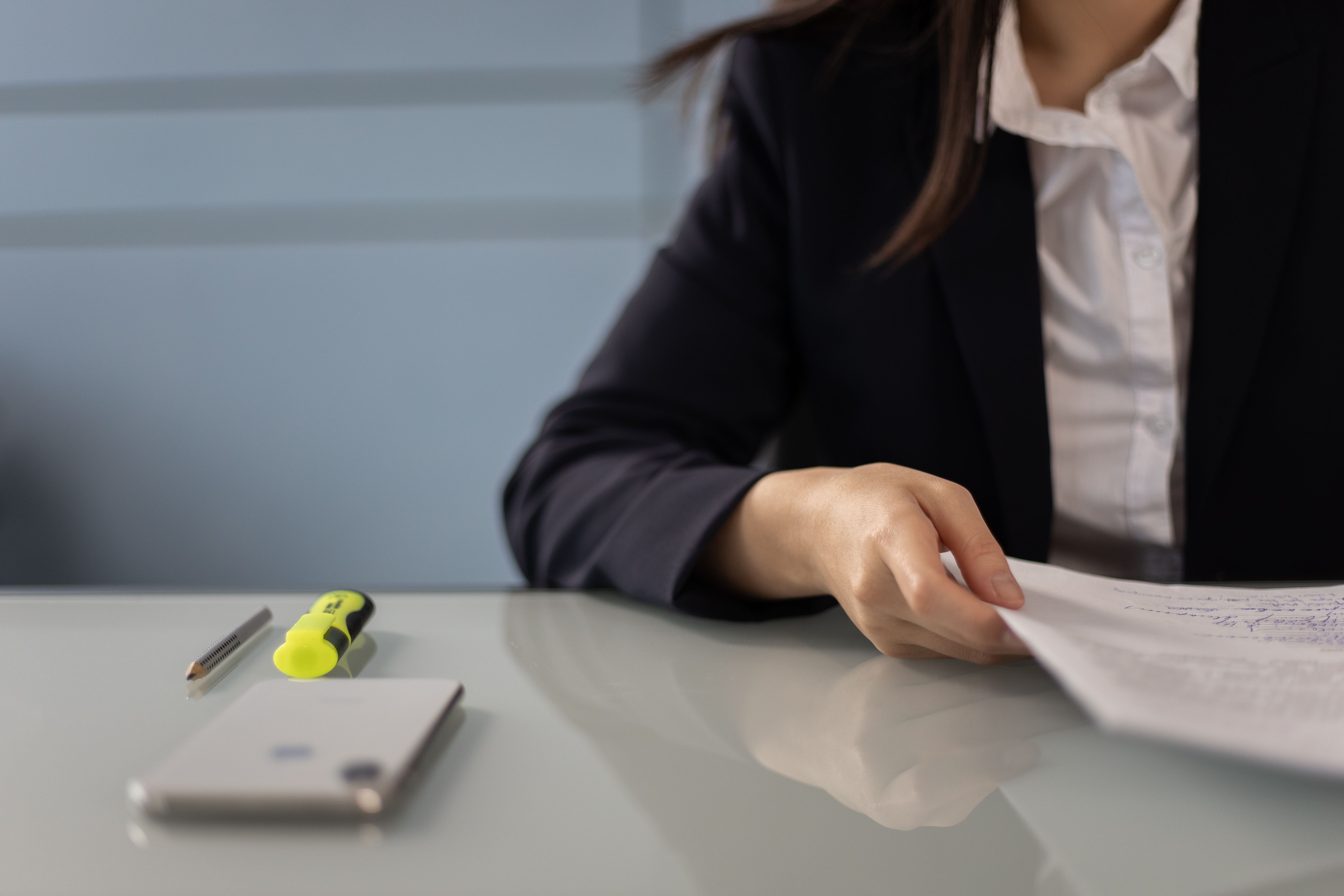 Szybka dostawa w e-commerce – jak outsourcing logistyki usprawnia realizację zamówień?