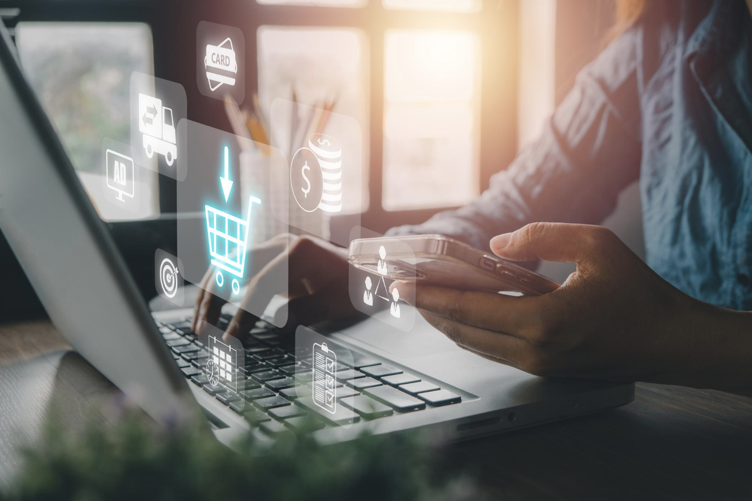 Marketplace czy własny sklep? Polskie e-commerce’y coraz częściej wybierają model hybrydowy